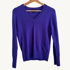 J. Crew Cashmere Wool V-Neck Sweater Purple Womens Size Small Soft classic Basic